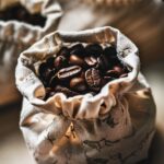 Bolsa_pequea_de_tela_con_caf_dentro_photo